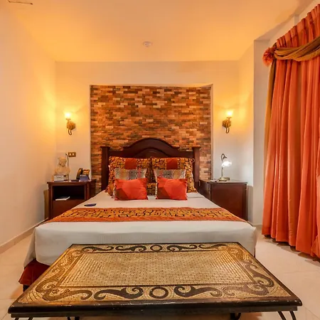 Dorado Plaza Calle Del Arsenal 4* Cartagena
