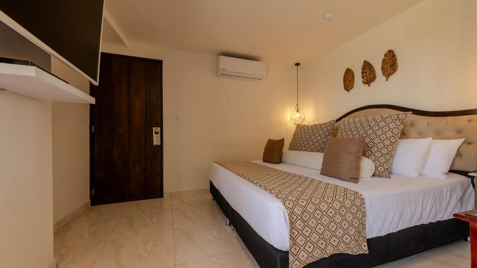 Dorado Plaza Boutique Calle Del Arsenal 4*