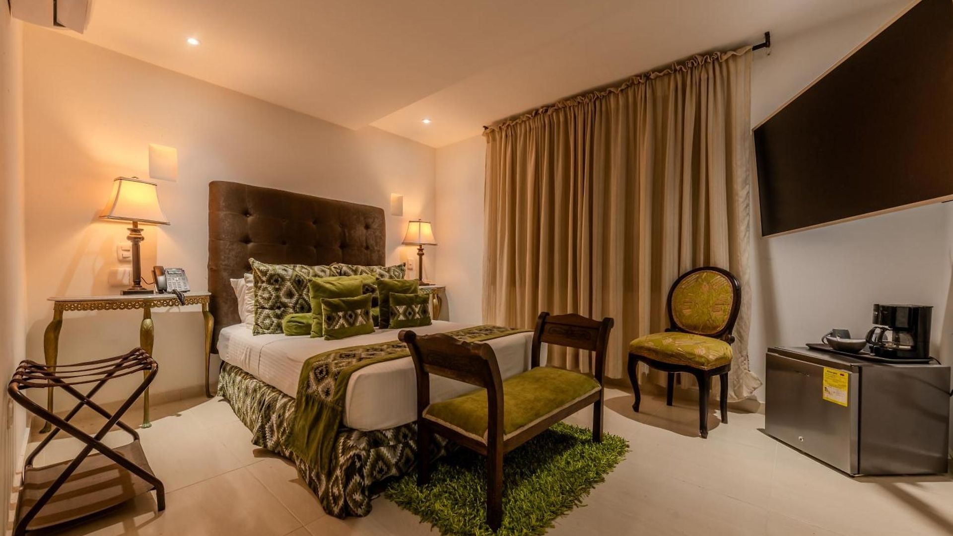 Dorado Plaza Boutique Calle Del Arsenal Hotel 4*