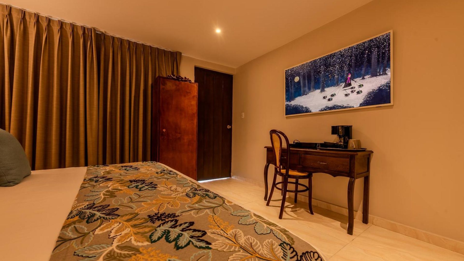Hotel Dorado Plaza Boutique Calle Del Arsenal
