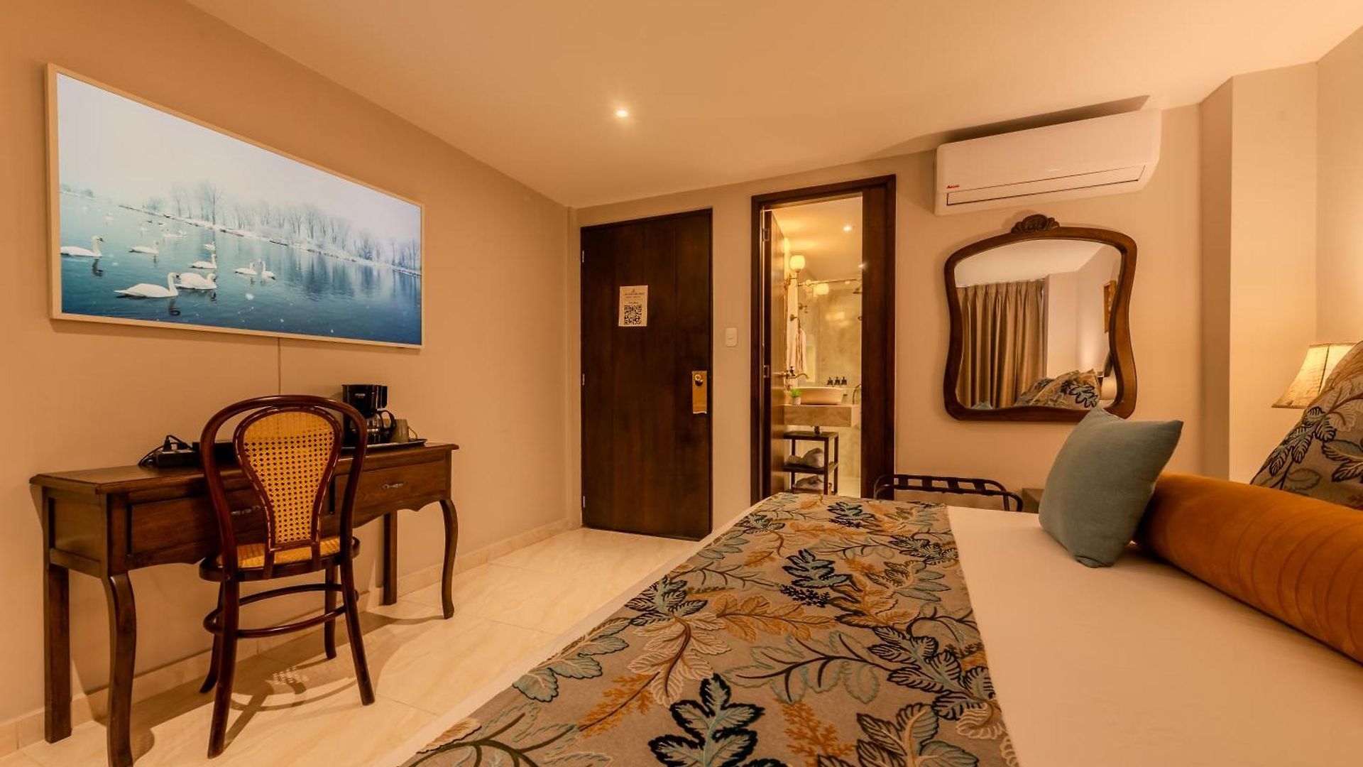 Dorado Plaza Boutique Calle Del Arsenal Hotel 4*