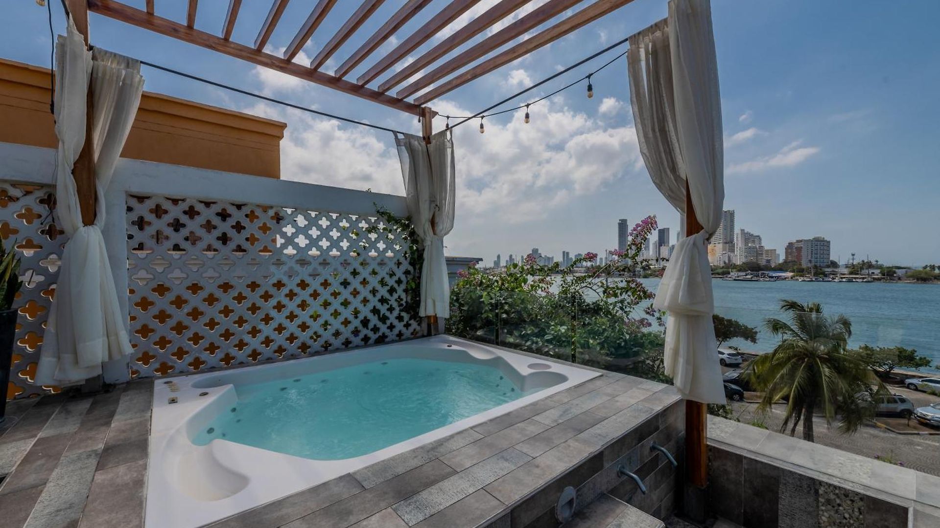 Hotel Dorado Plaza Boutique Calle Del Arsenal 4*