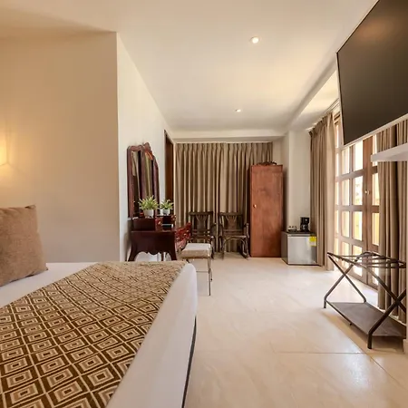 Dorado Plaza Boutique Calle Del Arsenal Cartagena
