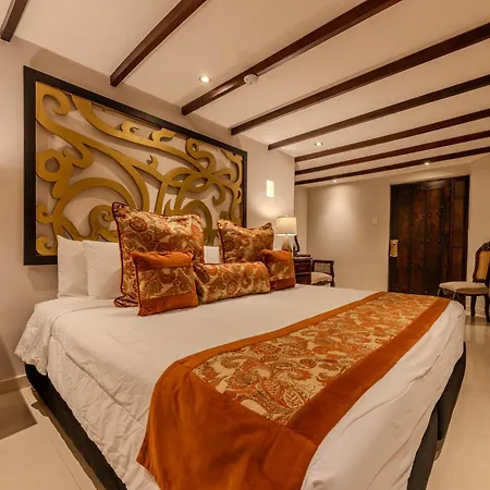 Dorado Plaza Boutique Calle Del Arsenal Hotel