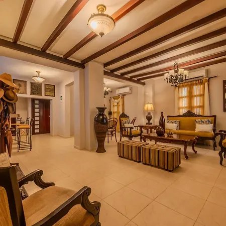 Dorado Plaza Boutique Calle Del Arsenal Hotel 4*