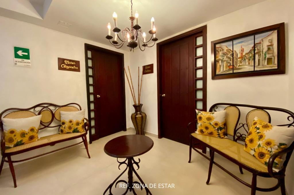 Dorado Plaza Boutique Calle Del Arsenal Hotel