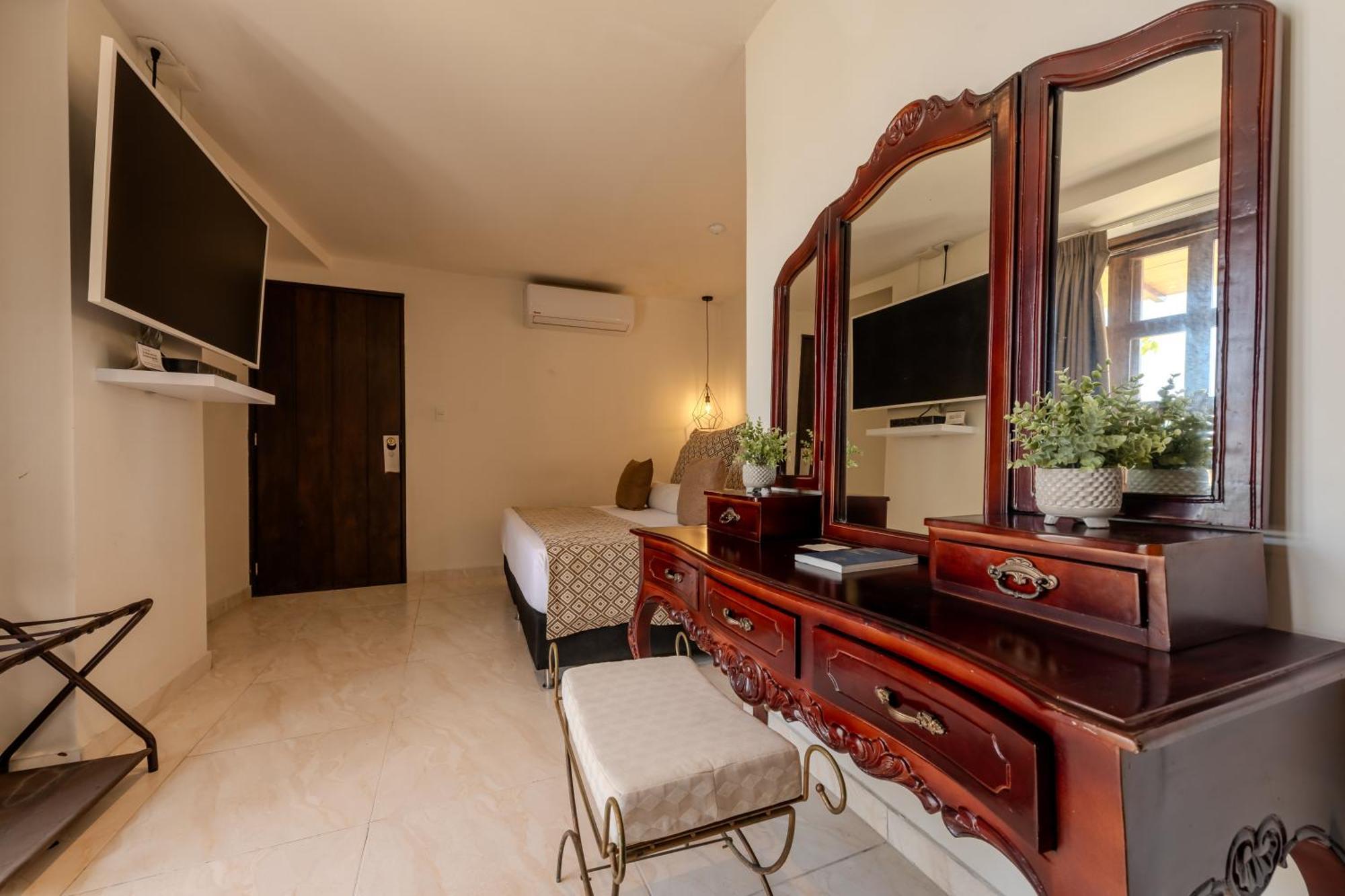 Hotel Dorado Plaza Boutique Calle Del Arsenal