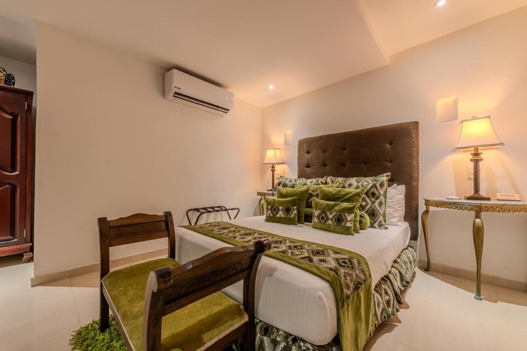 Hotel Dorado Plaza Boutique Calle Del Arsenal