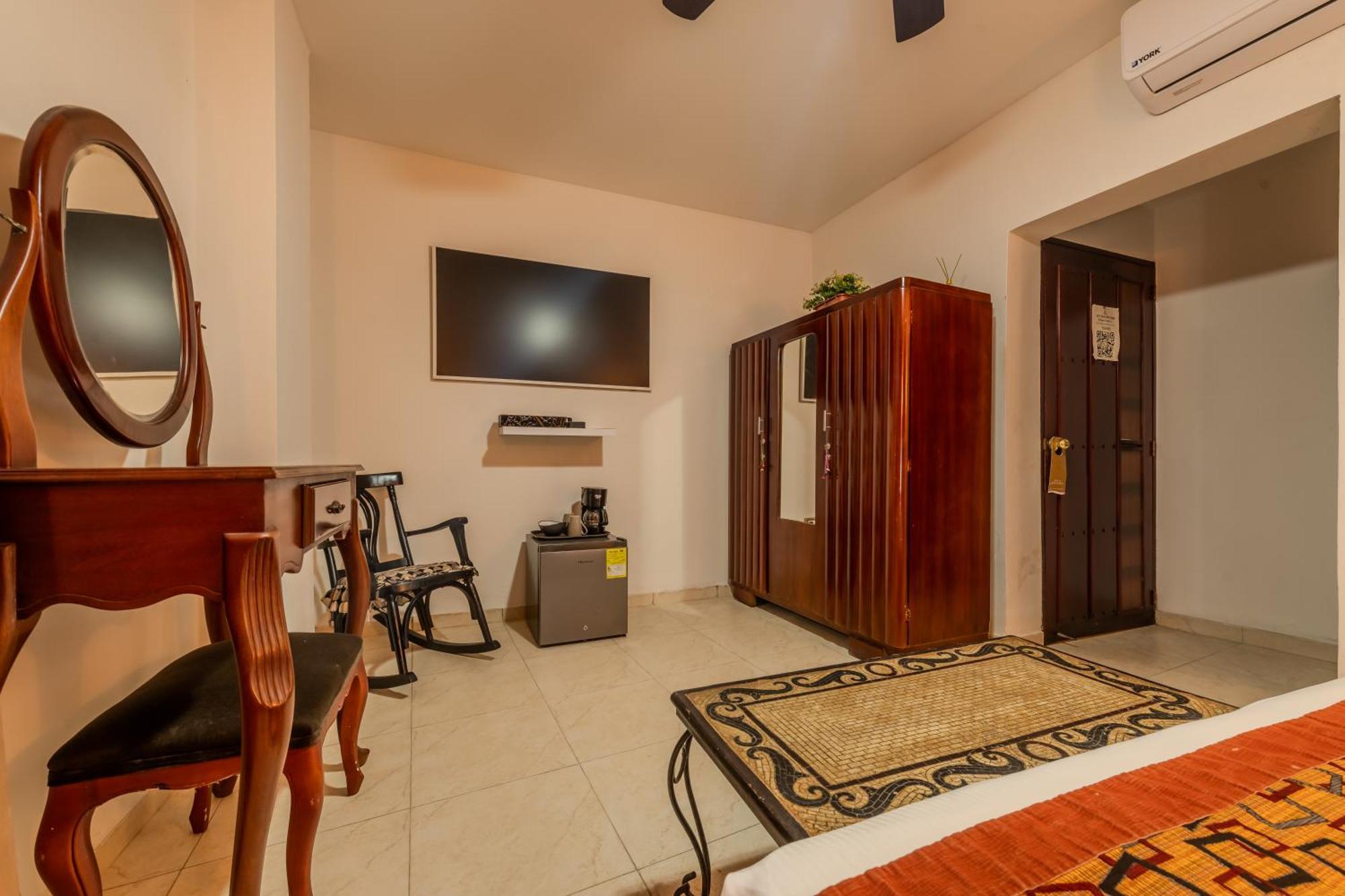 Dorado Plaza Boutique Calle Del Arsenal Hotel 4*
