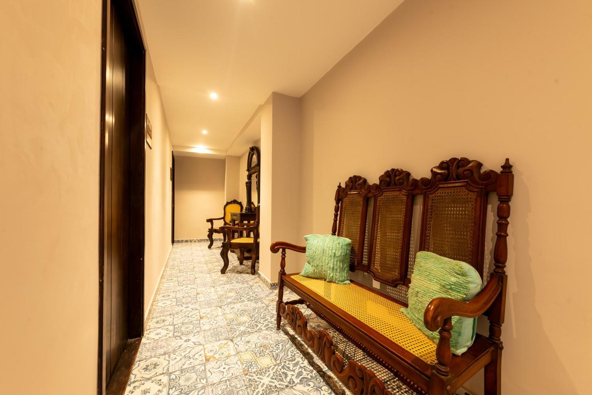 Hotel Dorado Plaza Boutique Calle Del Arsenal 4*