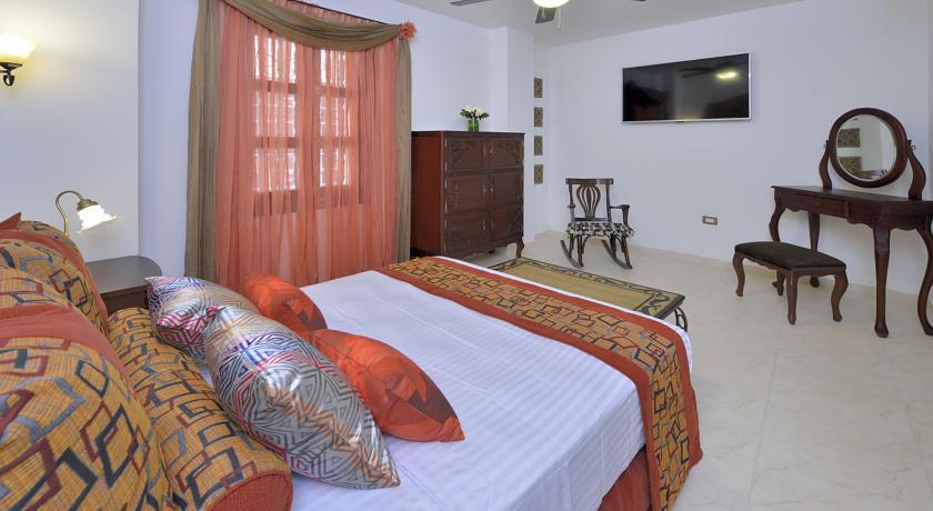 Hotel Dorado Plaza Boutique Calle Del Arsenal 4*